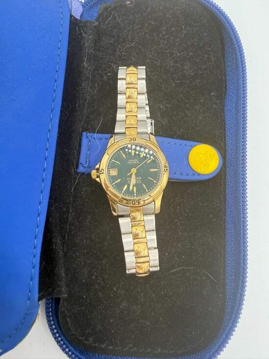 GUESS Two Tone Watch Gold Silver Bracelet Date Dial Water Resistant main image 9